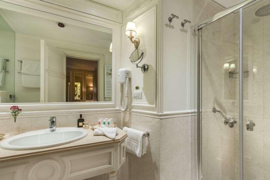 Hotel Palazzo Cardinal Cesi 4*